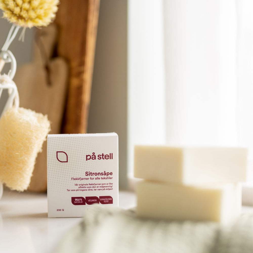 Bilde av Paa Stell Sitronsåpe – flekkfjerner for alle tekstiler. Den originale sitronsåpen fra På Stell!