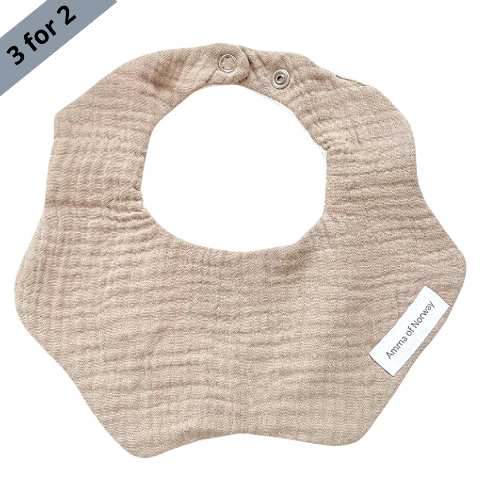 Bib with waterproof underside