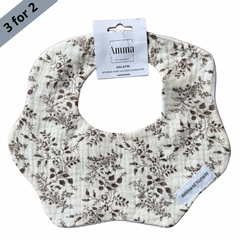 Bib with waterproof underside